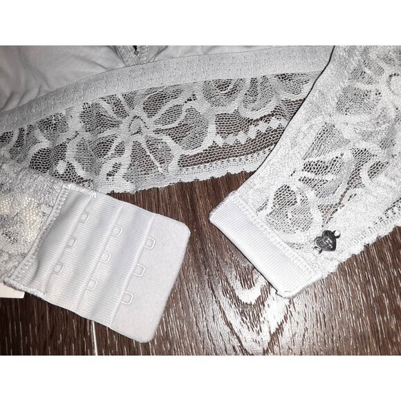 Victoria's Secret PINK Unlined Halter Bralette Size Large (A-C Cup) Grey Lace - Picture 4 of 6